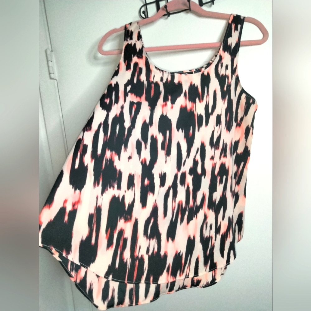Apt. 9 (Size S) Multicolored Animal Print Casual/Dressy Sleeveless Tank Blouse
